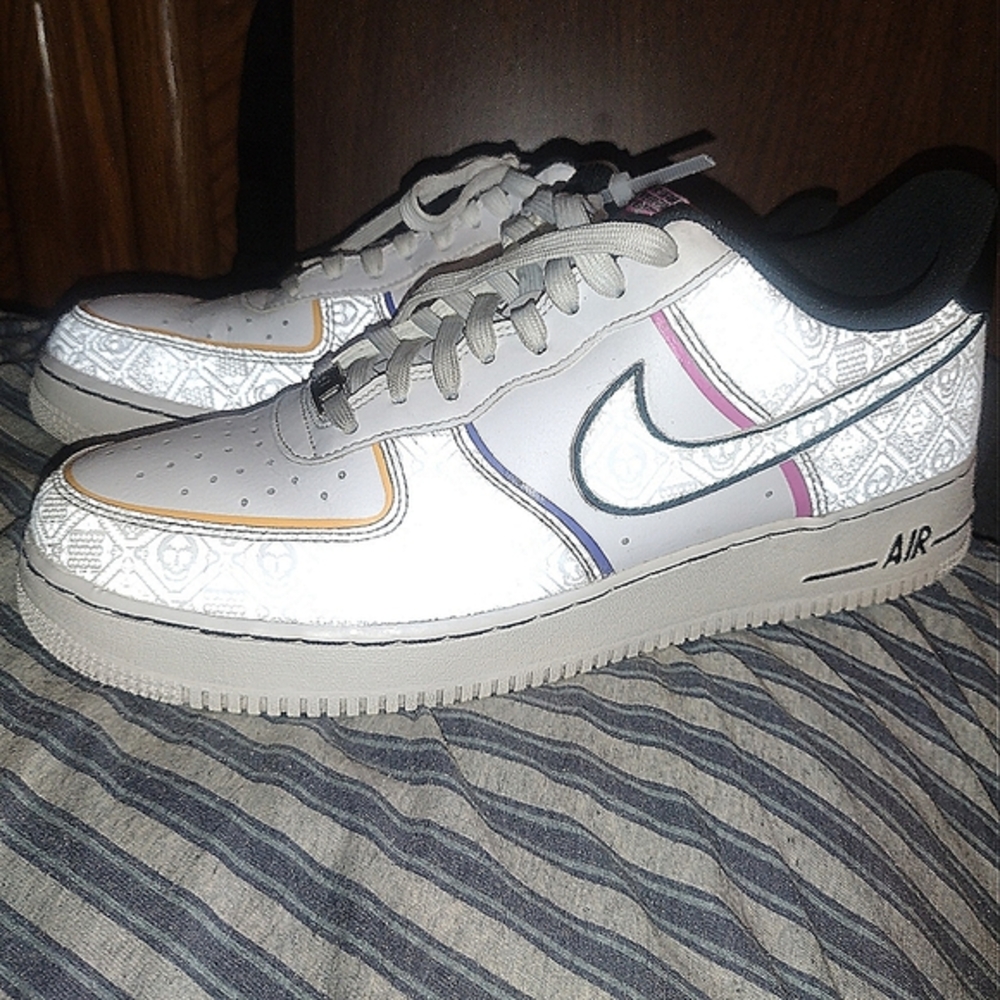 Nike